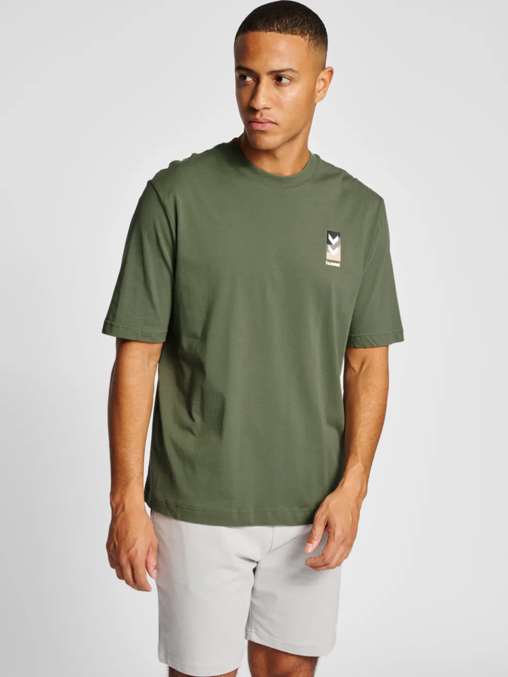 hmlLGC CHARLES T-SHIRT
