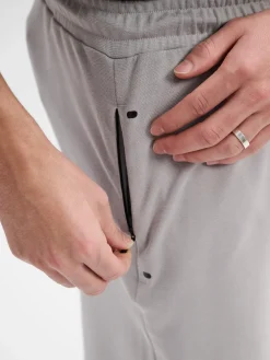 hmlLGC KAI SHORTS