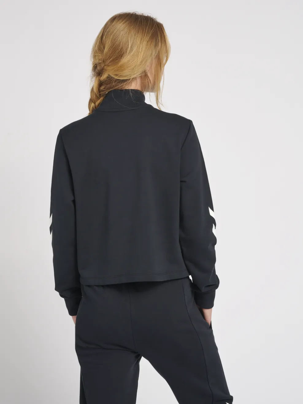 hmlLGC NIKKA CROPPED HALFZIP