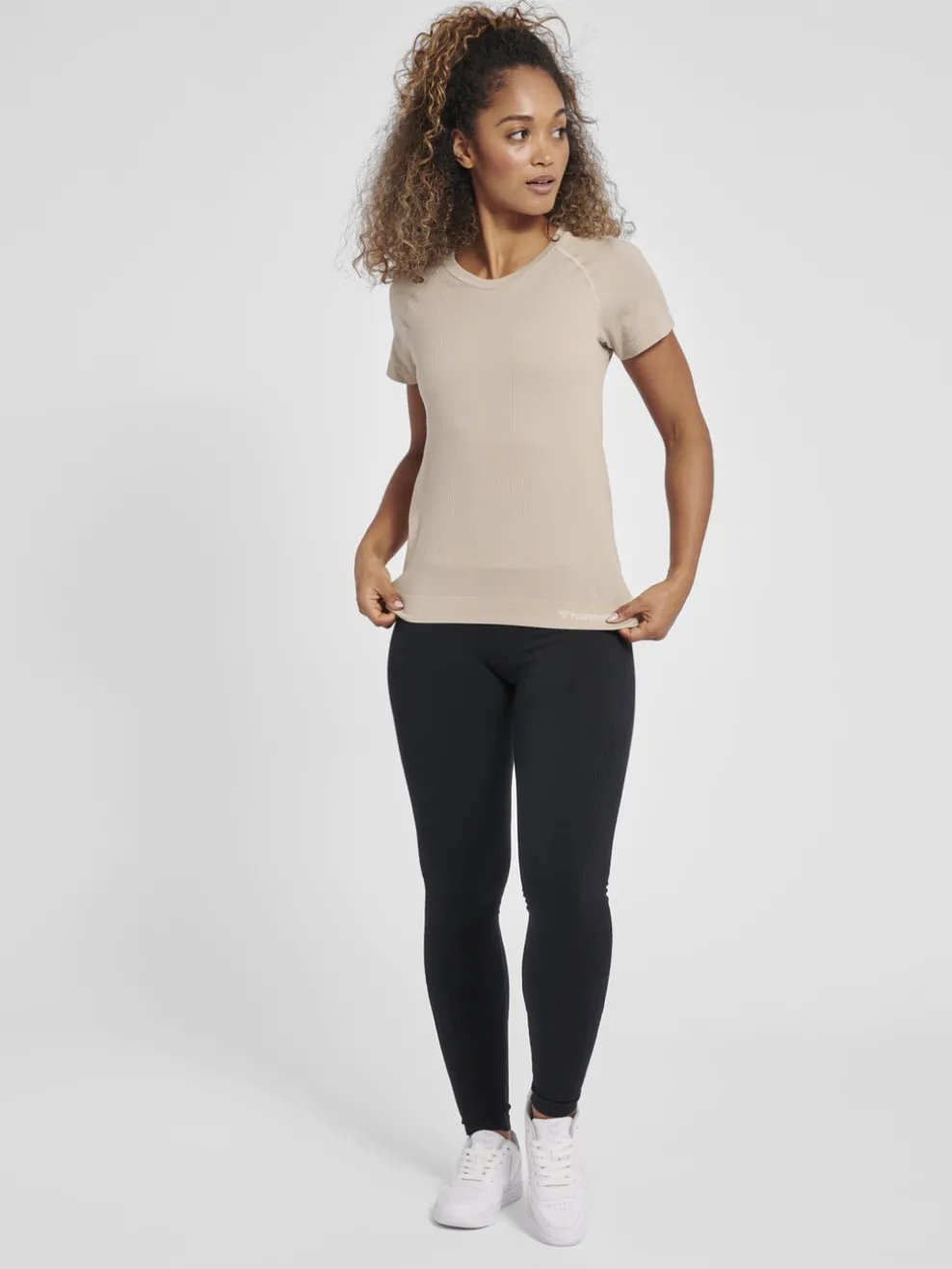 hmlMT FLOW SEAMLESS T-SHIRT