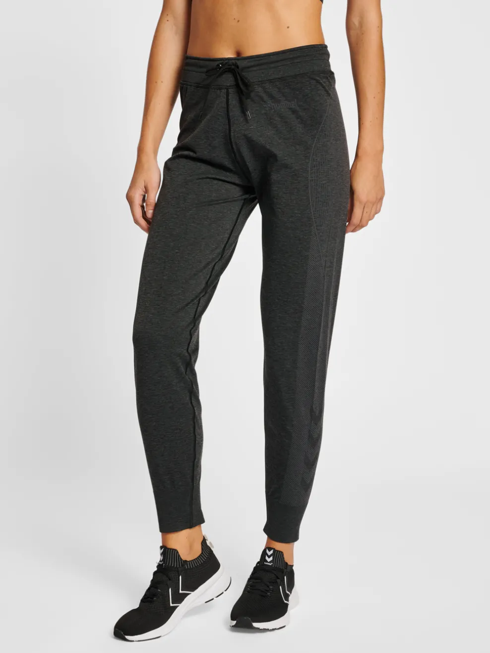 hmlMT HANA SEAMLESS TAPERED PANTS