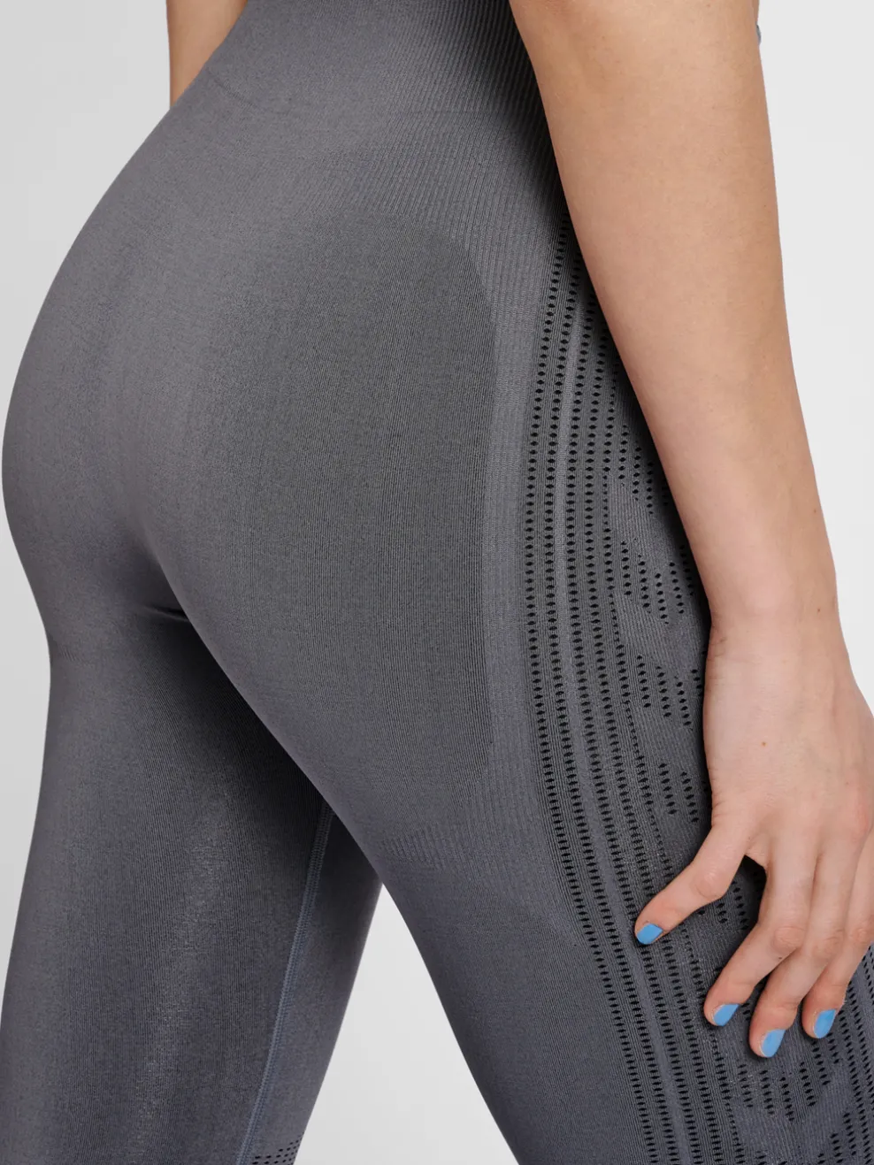 hmlMT SHAPING SEAMLESS MW TIGHTS