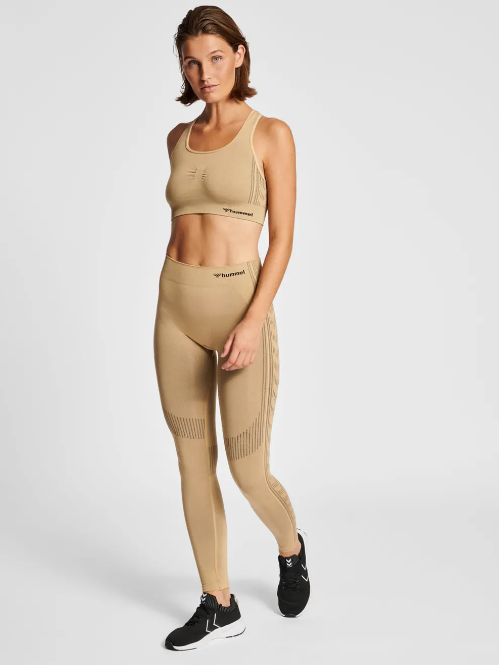 hmlMT SHAPING SEAMLESS MW TIGHTS