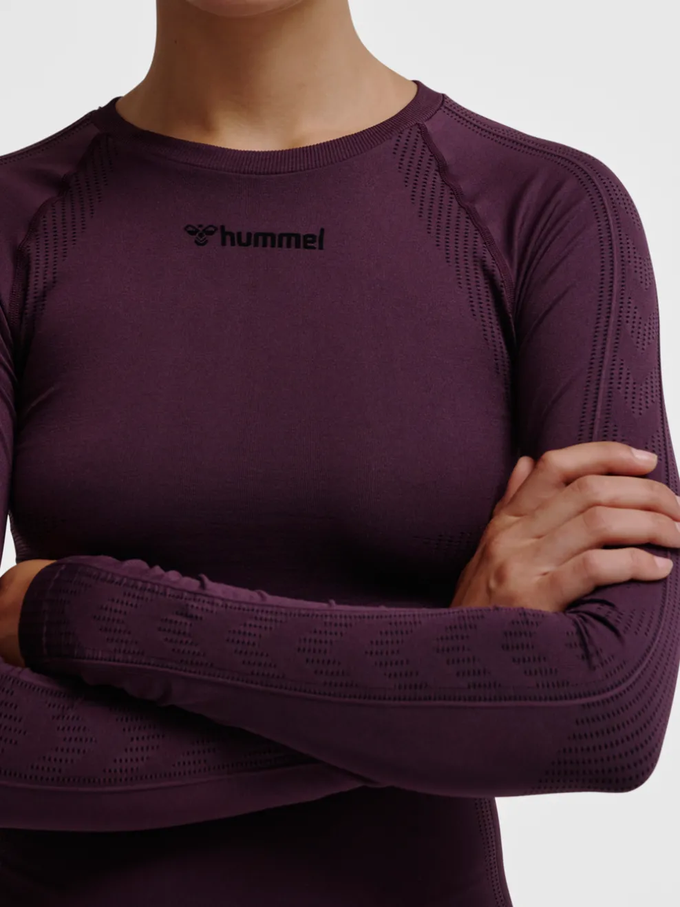 hmlMT SHAPING SEAMLESS T-SHIRT L/S