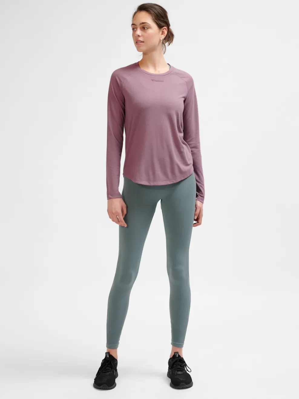 hmlMT VANJA T-SHIRT L/S