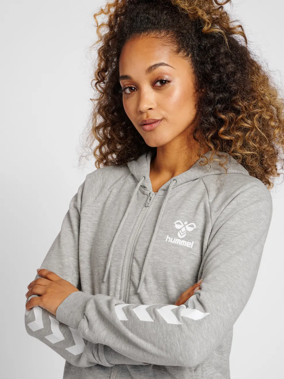 hmlNONI 2.0 ZIP HOODIE
