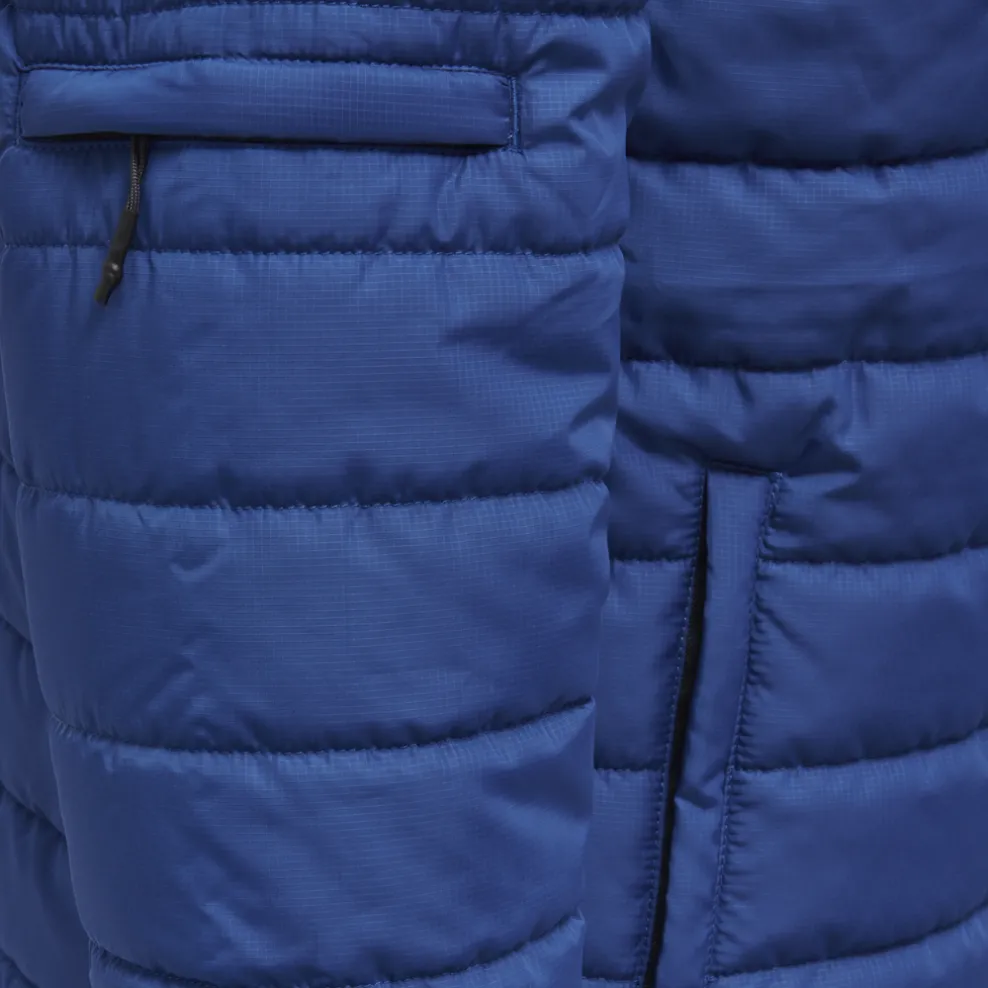 hmlNORTH QUILTED HOOD JACKET