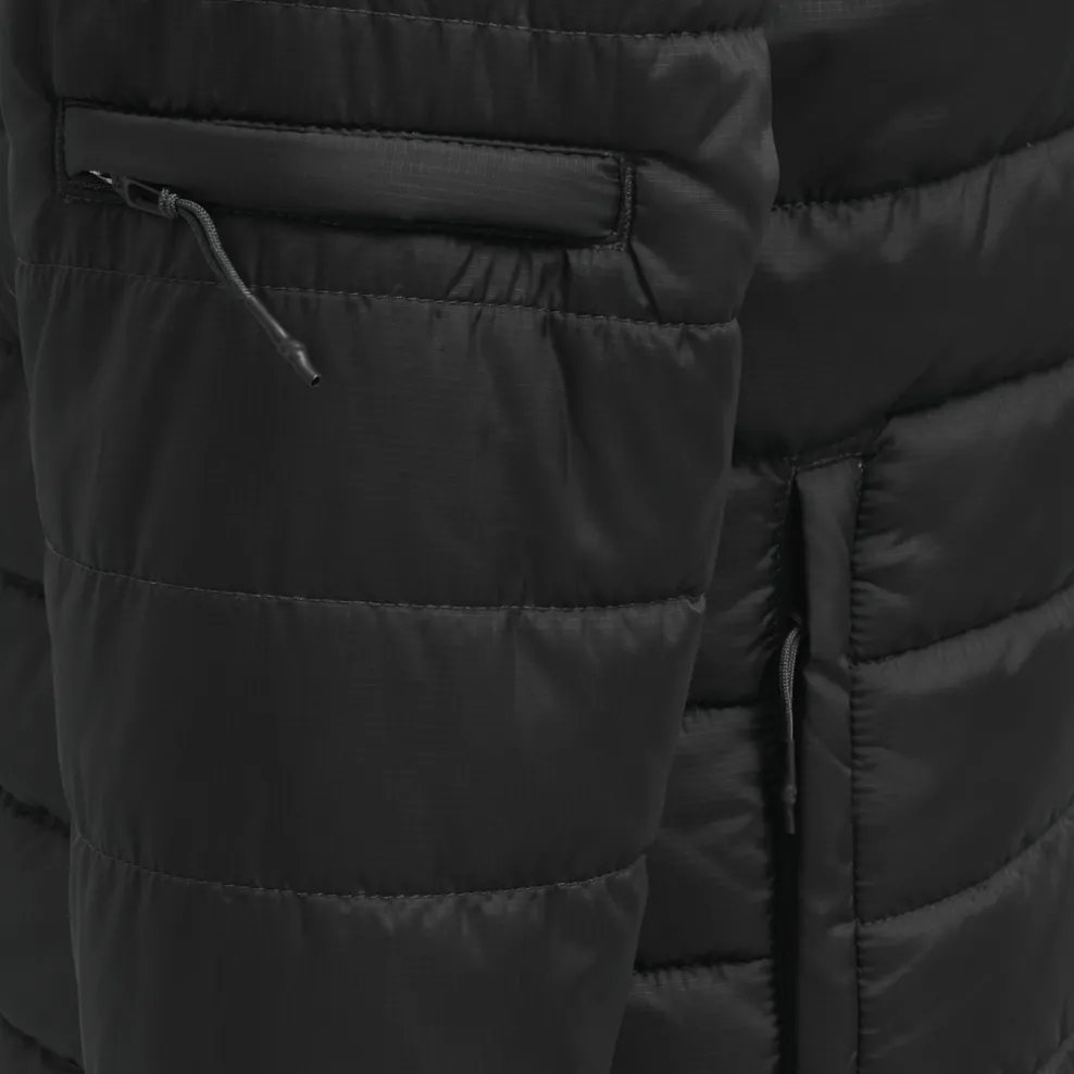 hmlNORTH QUILTED HOOD JACKET WOMAN
