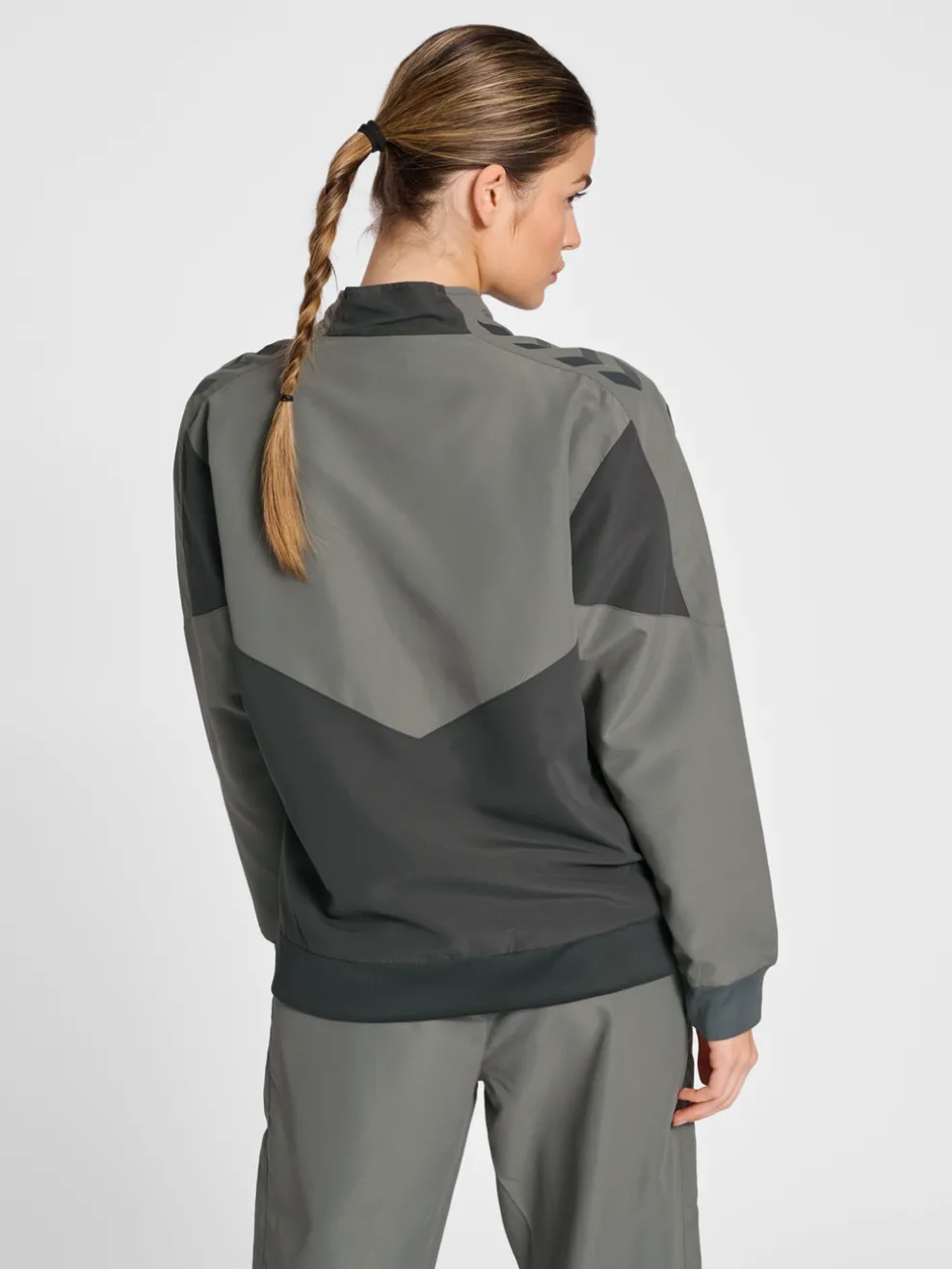 hmlPRO GRID WALK OUT JACKET WO