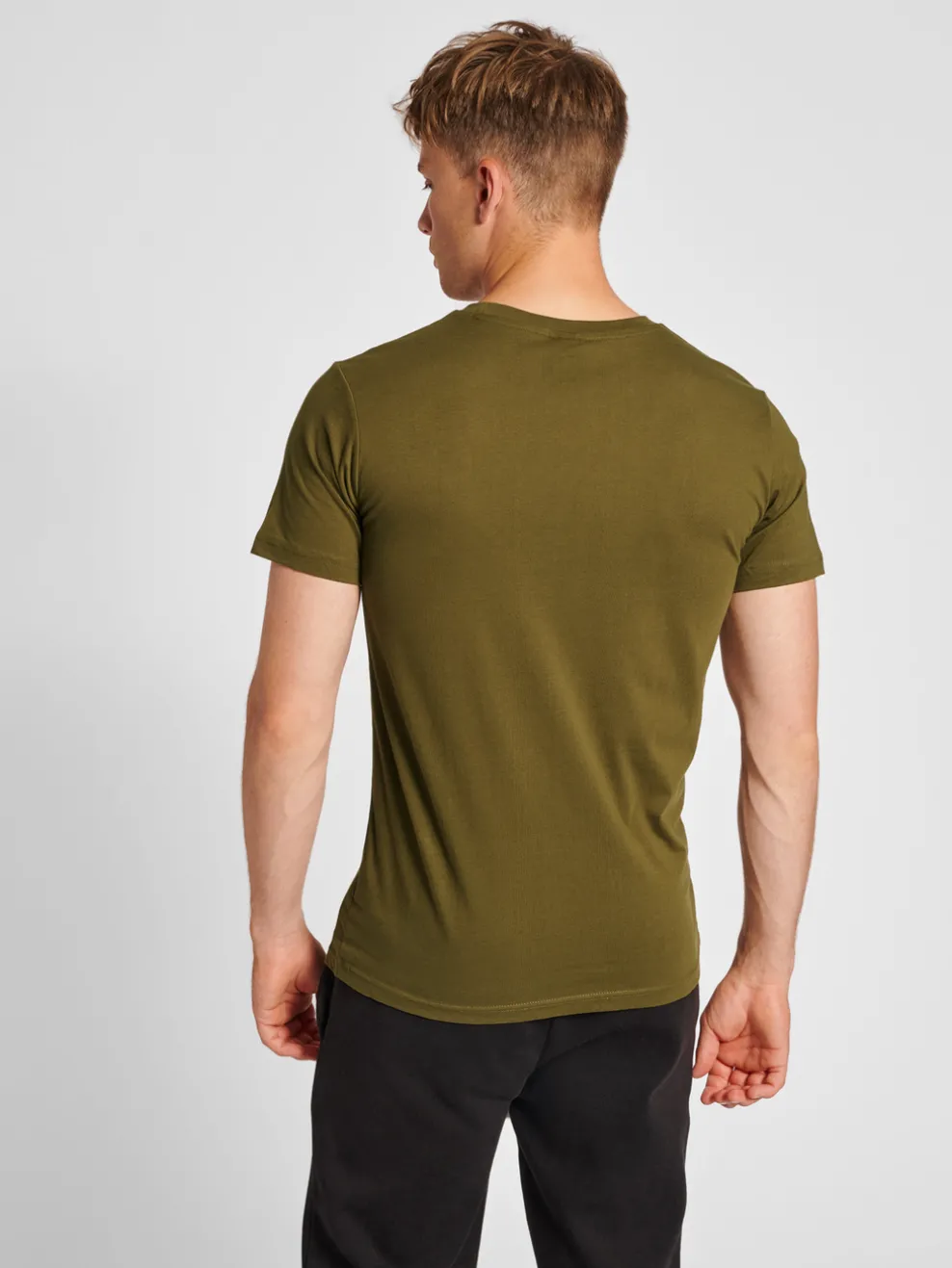 hmlRED BASIC T-SHIRT S/S