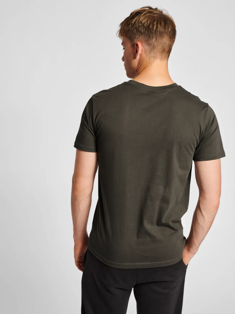 hmlRED BASIC T-SHIRT S/S