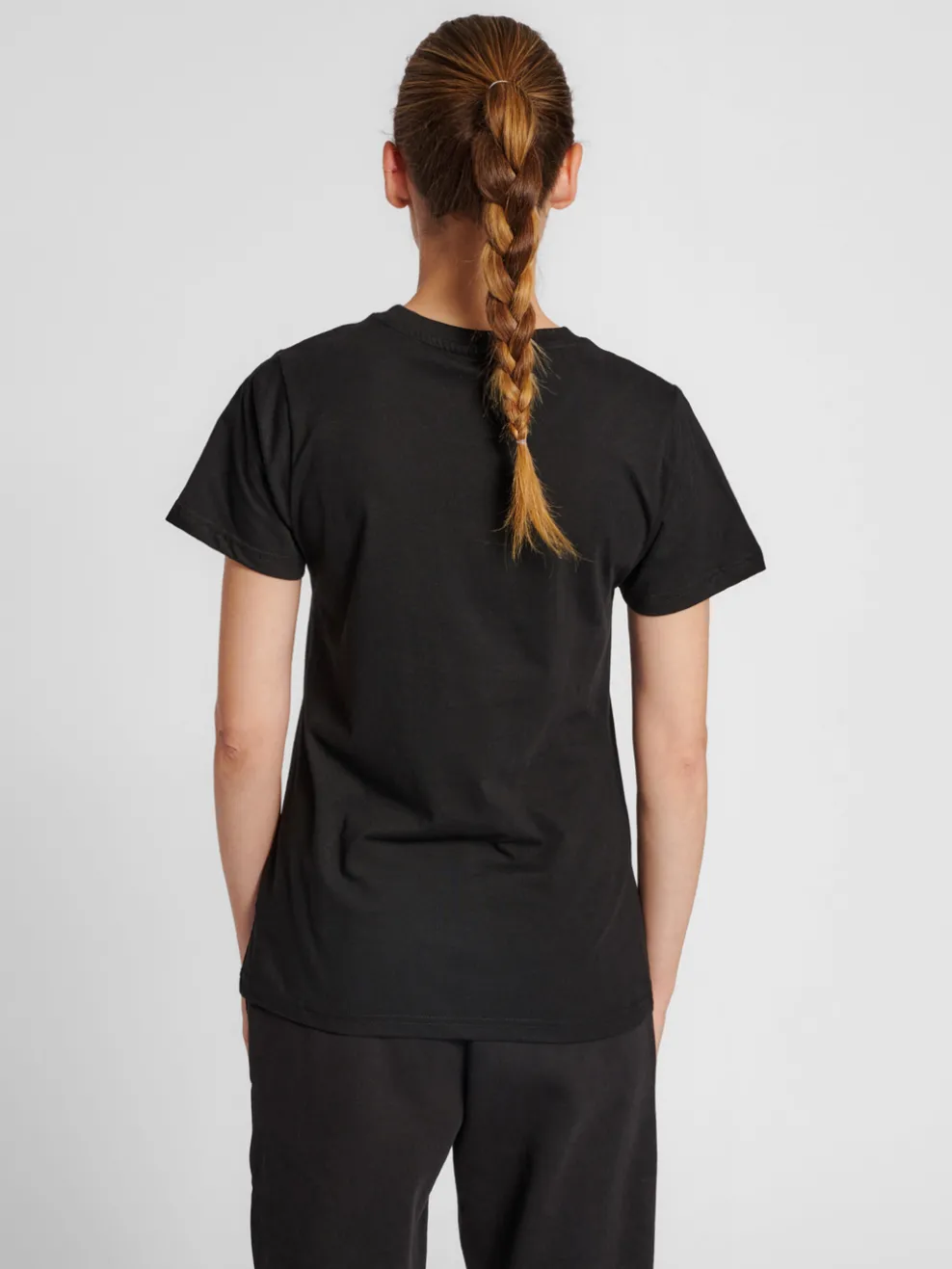 hmlRED BASIC T-SHIRT S/S WOMAN