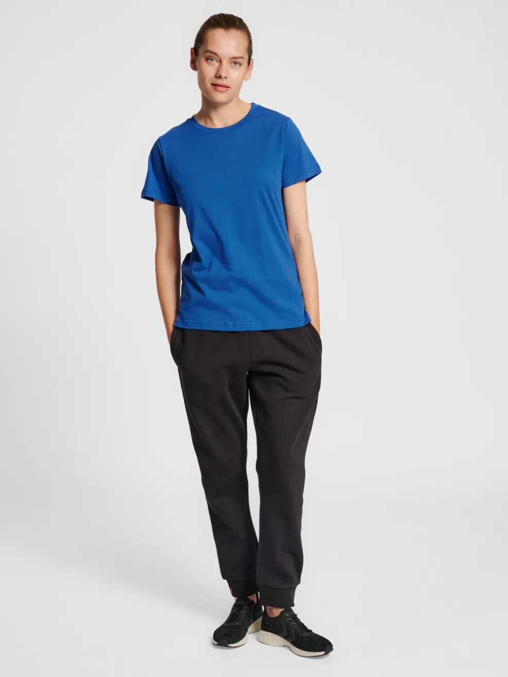 hmlRED BASIC T-SHIRT S/S WOMAN