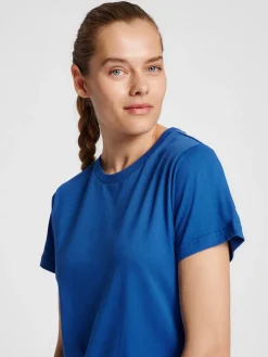 hmlRED BASIC T-SHIRT S/S WOMAN