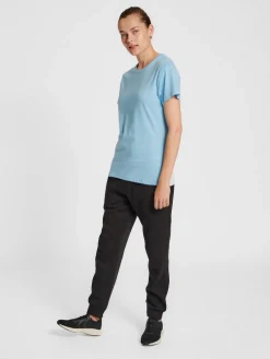 hmlRED BASIC T-SHIRT S/S WOMAN