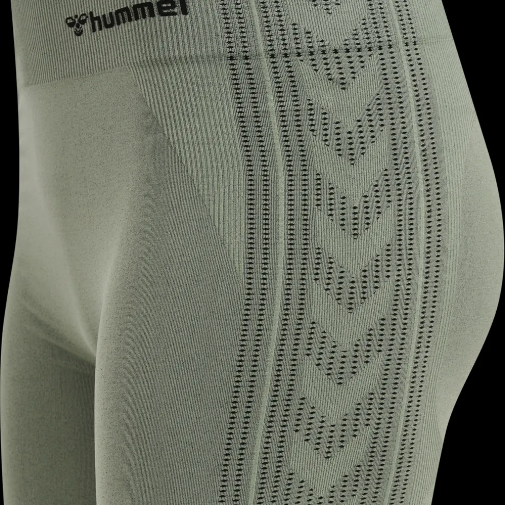 hmlSHAPING SEAMLESS MW SHORTS