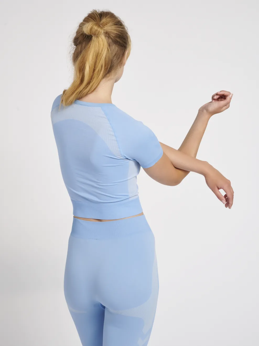 hmlSI SEAMLESS T-SHIRT S/S