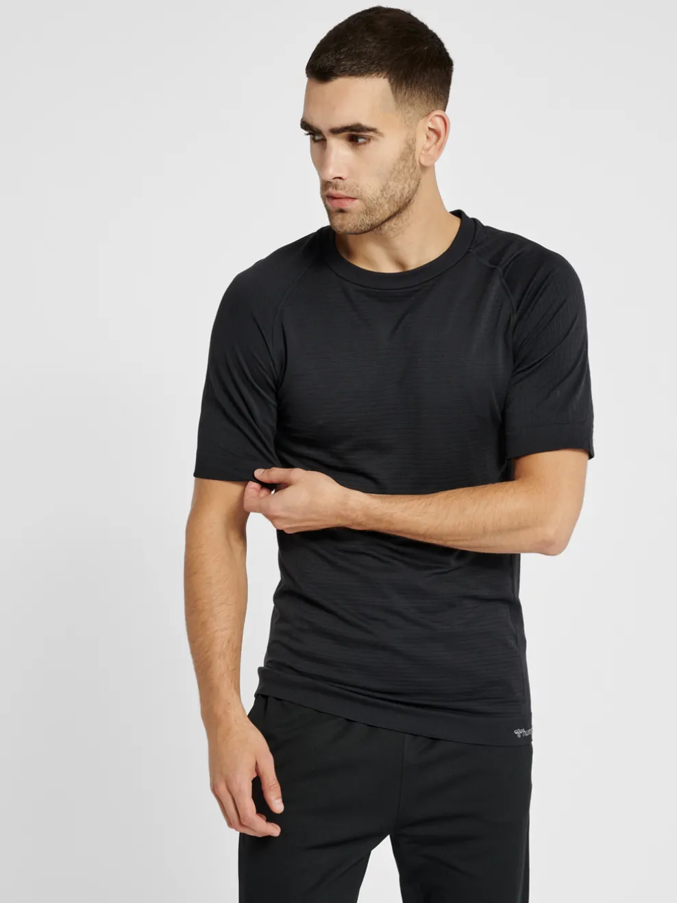 hmlSTROKE SEAMLESS T-SHIRT