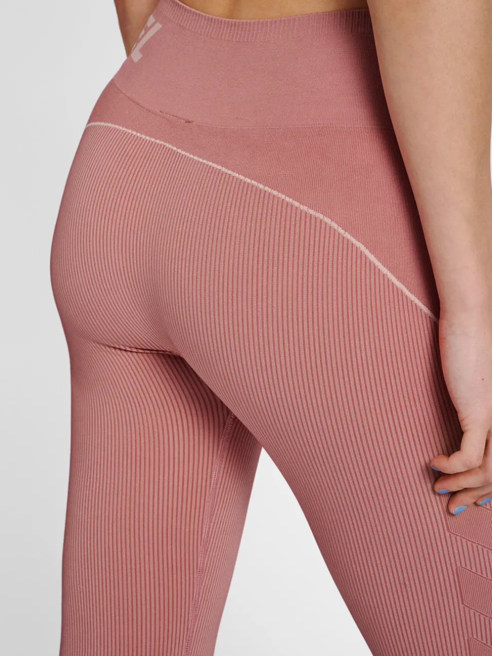 hmlTE CHRISTEL SEAMLESS MW TIGHTS
