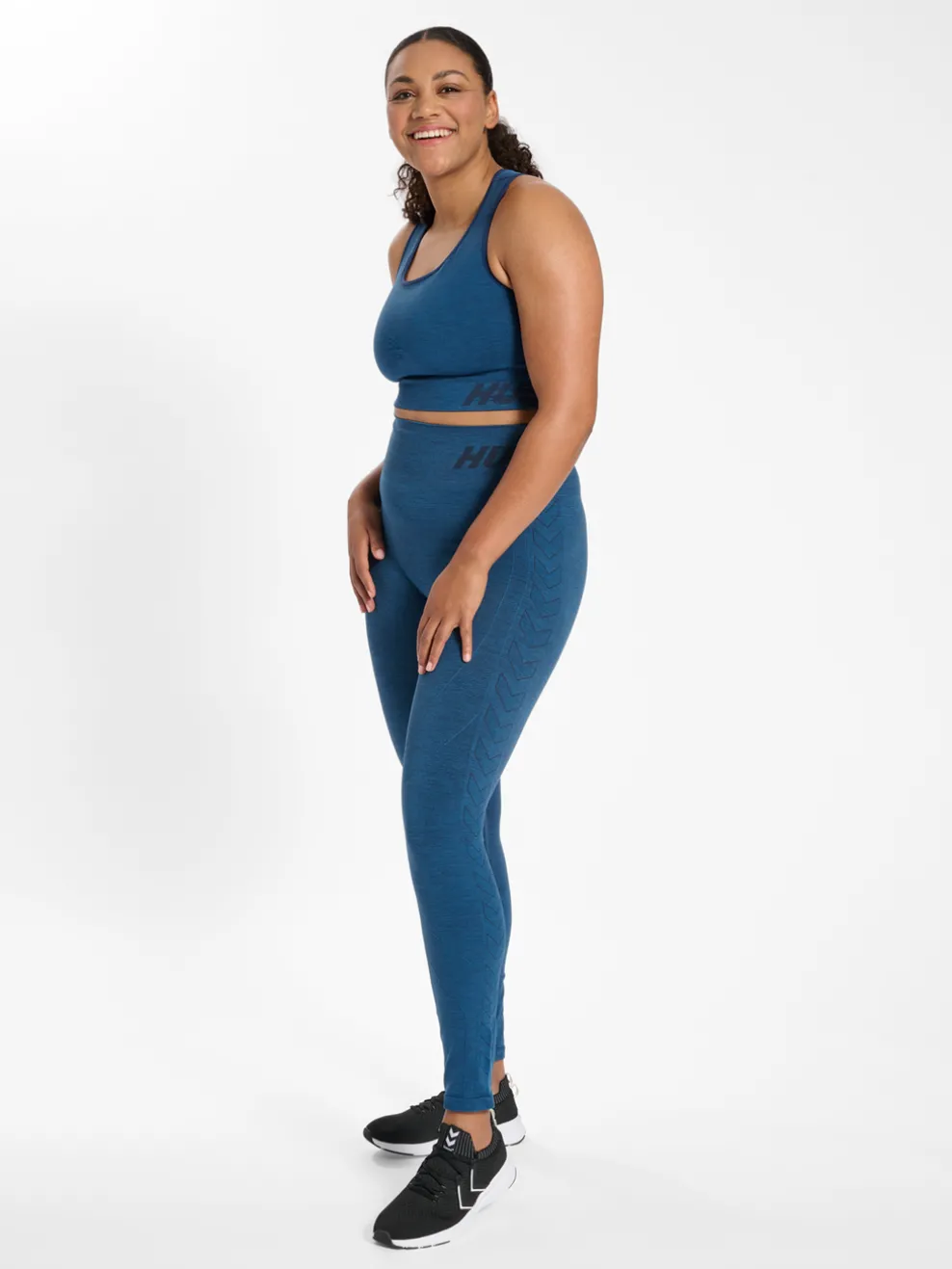hmlTE CURVE SEAMLESS SPORTS BRA