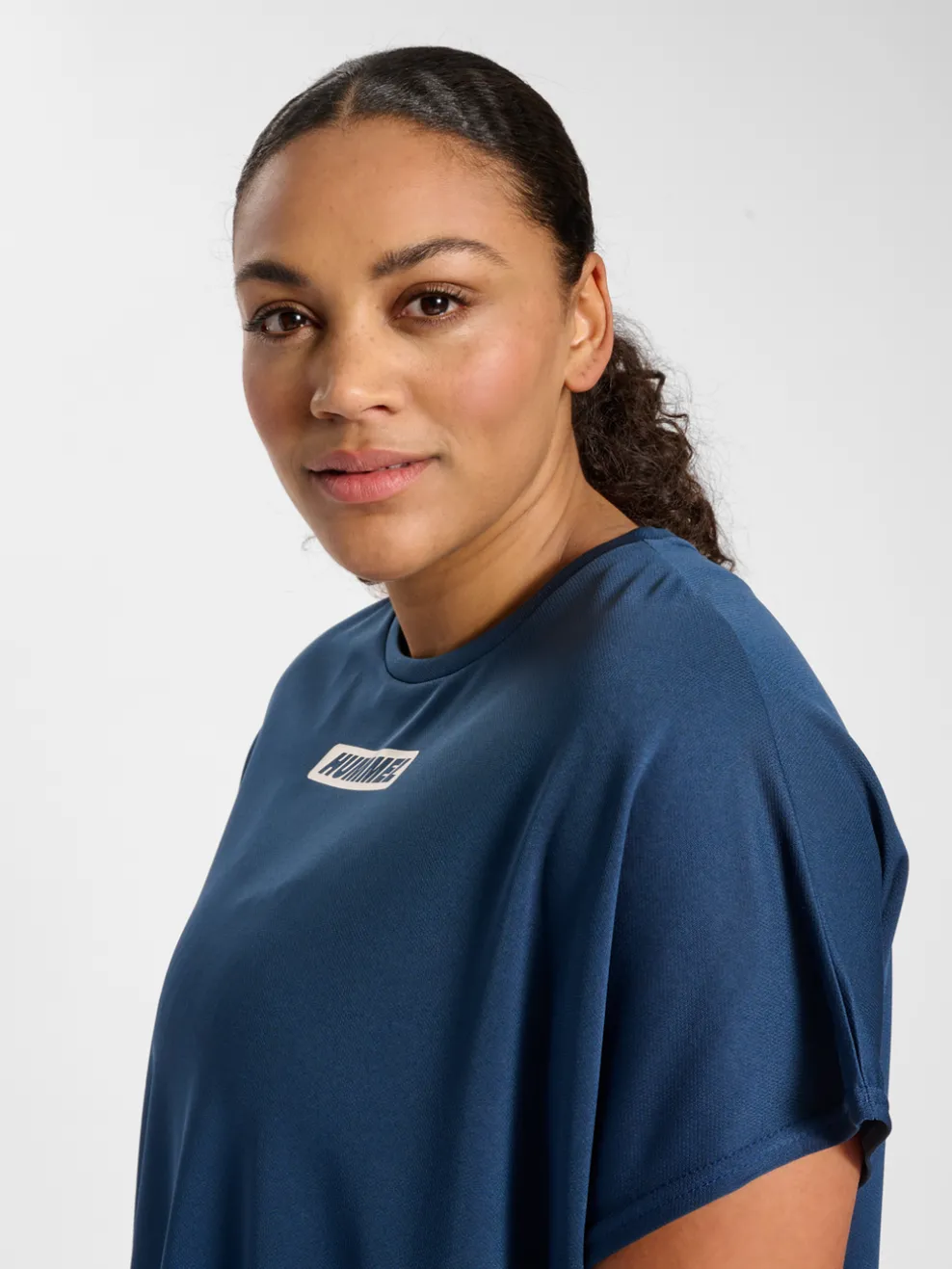 hmlTE CURVY LOOSE T-SHIRT PLUS