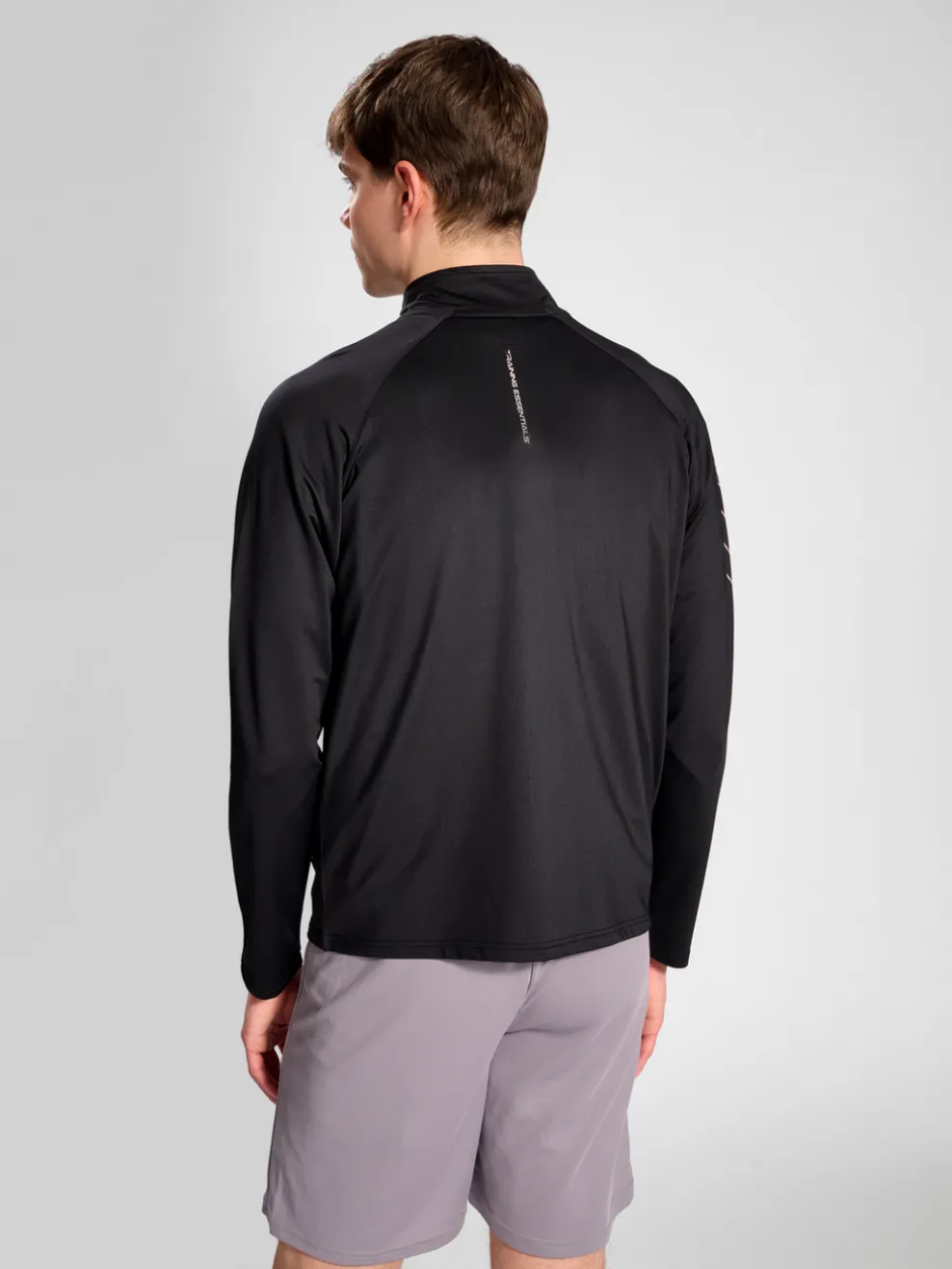 hmlTE STRENGTH TRAINING TRACK TOP