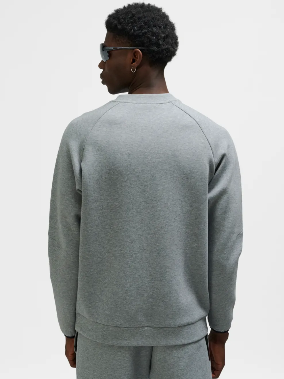 hmlTECH FLEECE REGULAR CREW
