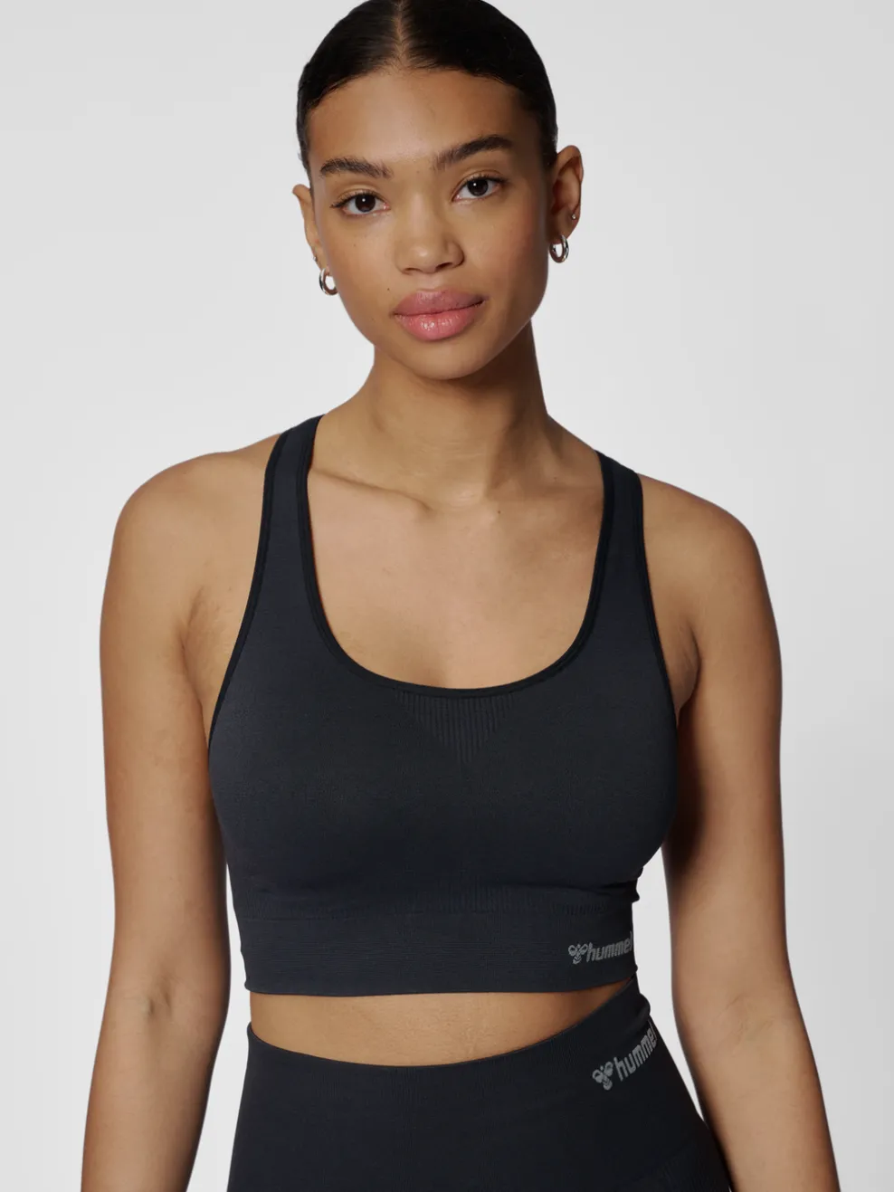 hmlTIF SEAMLESS SPORTS TOP