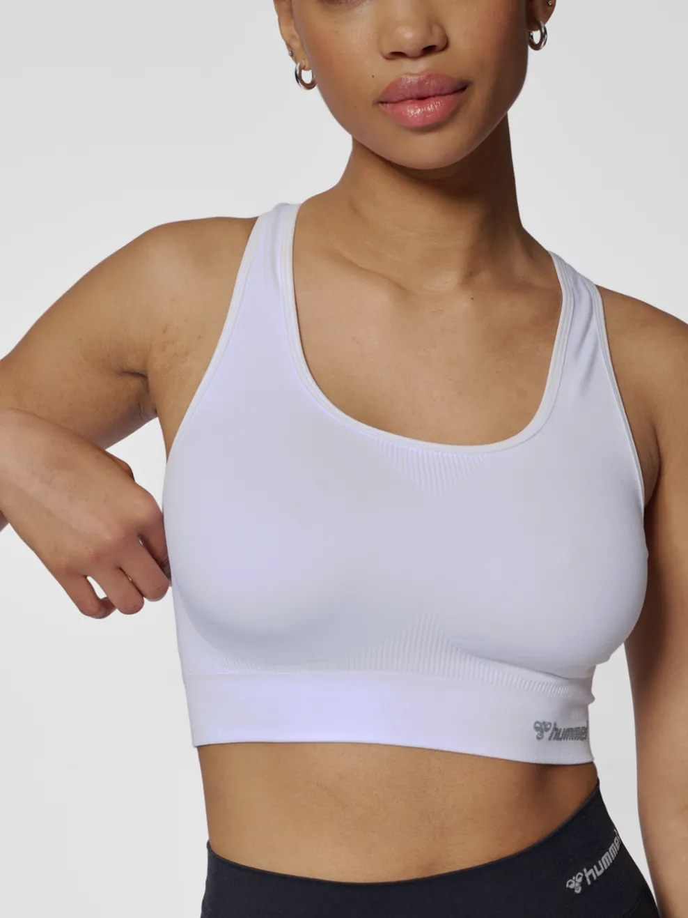 hmlTIF SEAMLESS SPORTS TOP