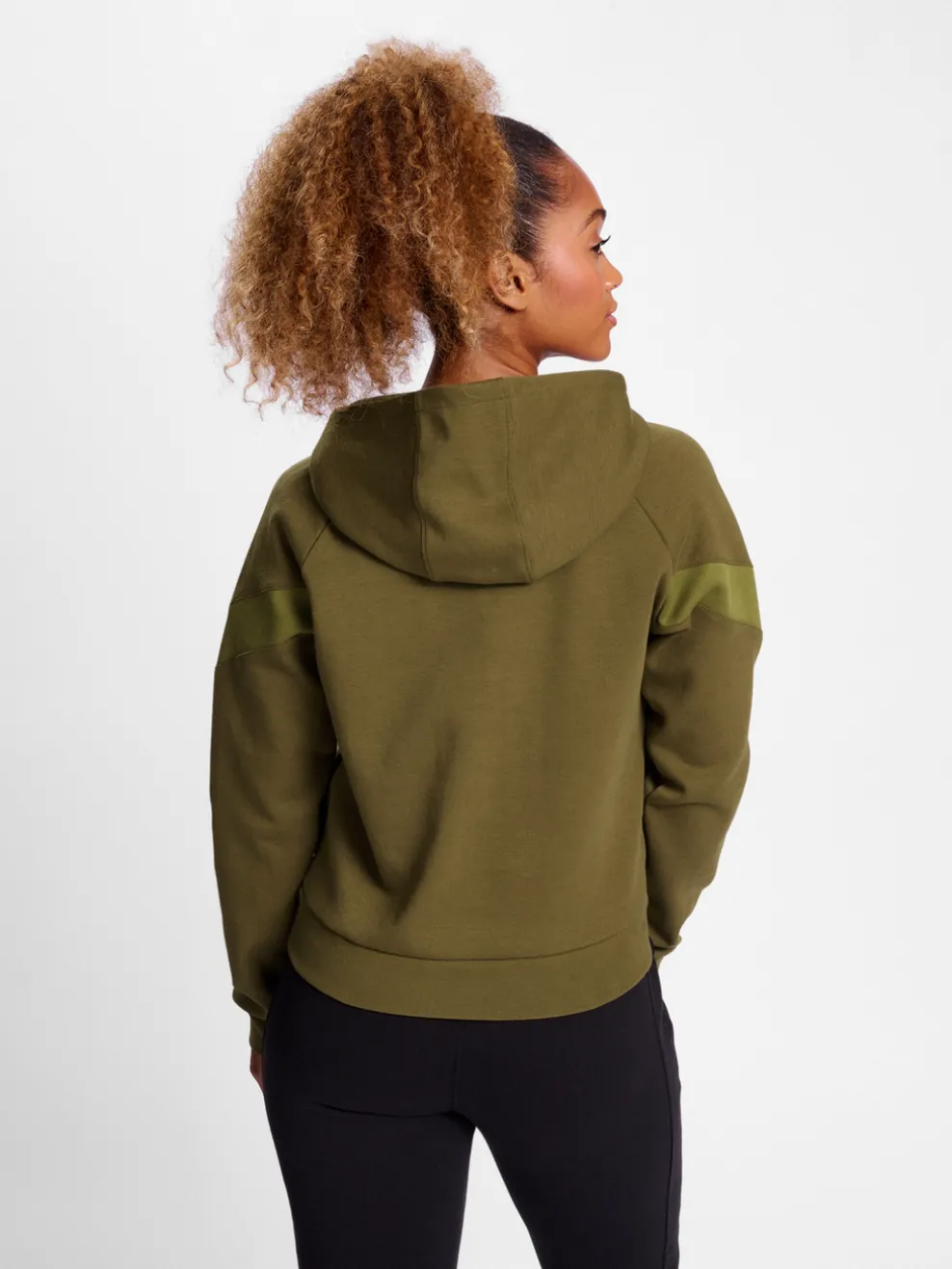 hmlTRAVEL SWEAT HOODIE WOMAN