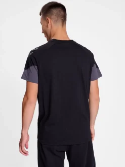 hmlTRAVEL T-SHIRT S/S