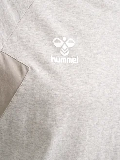 hmlTRAVEL T-SHIRT S/S