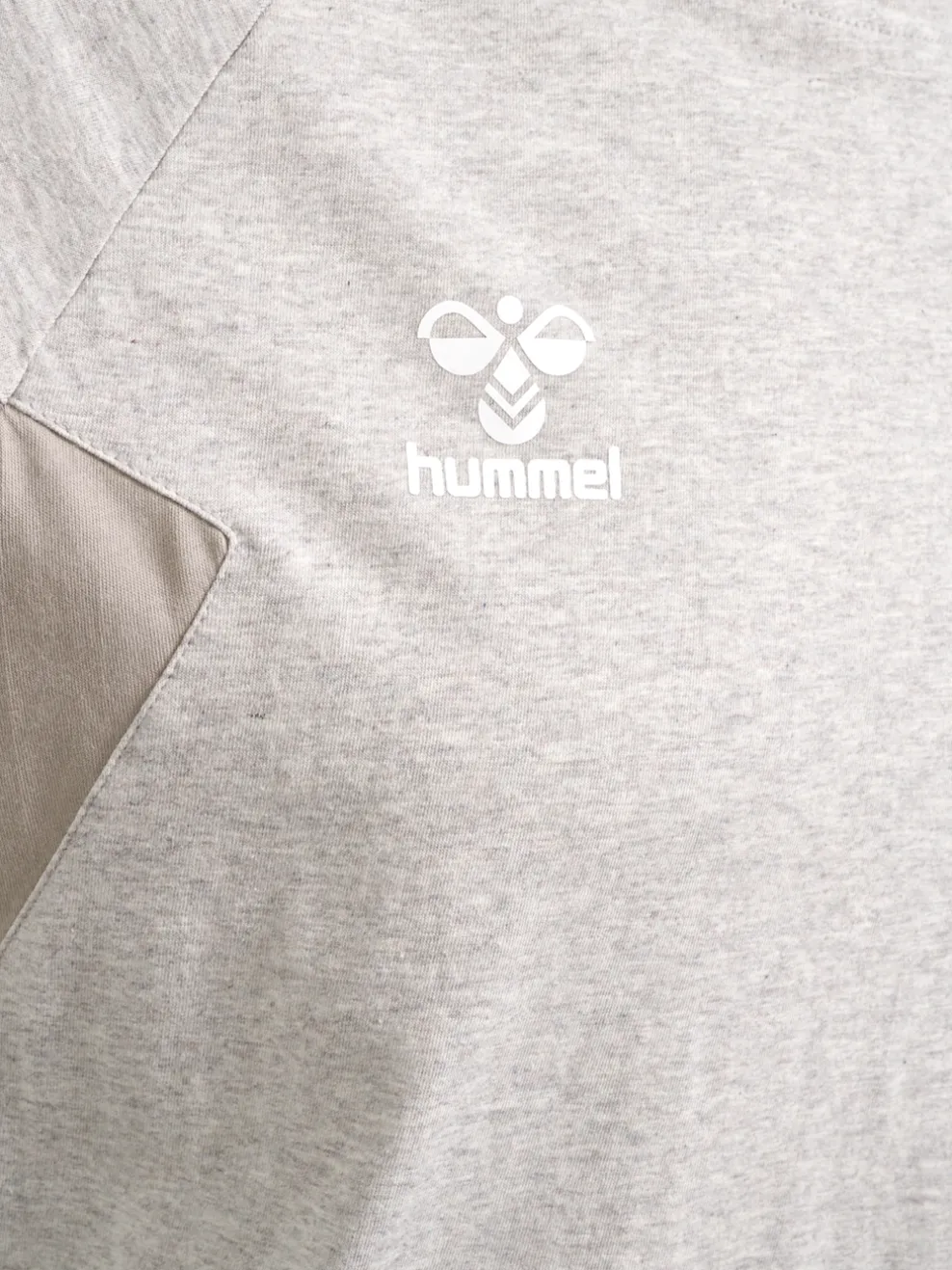 hmlTRAVEL T-SHIRT S/S
