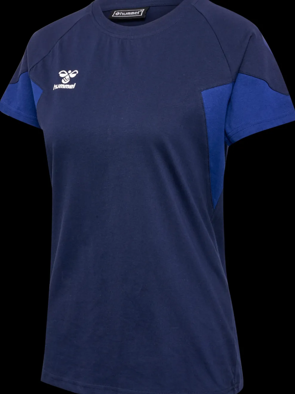 hmlTRAVEL T-SHIRT S/S WOMAN