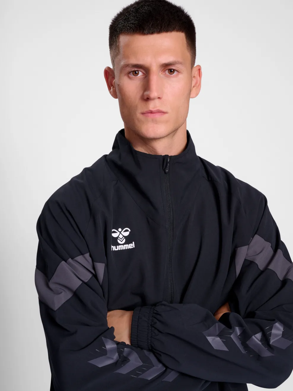 hmlTRAVEL WOVEN JACKET