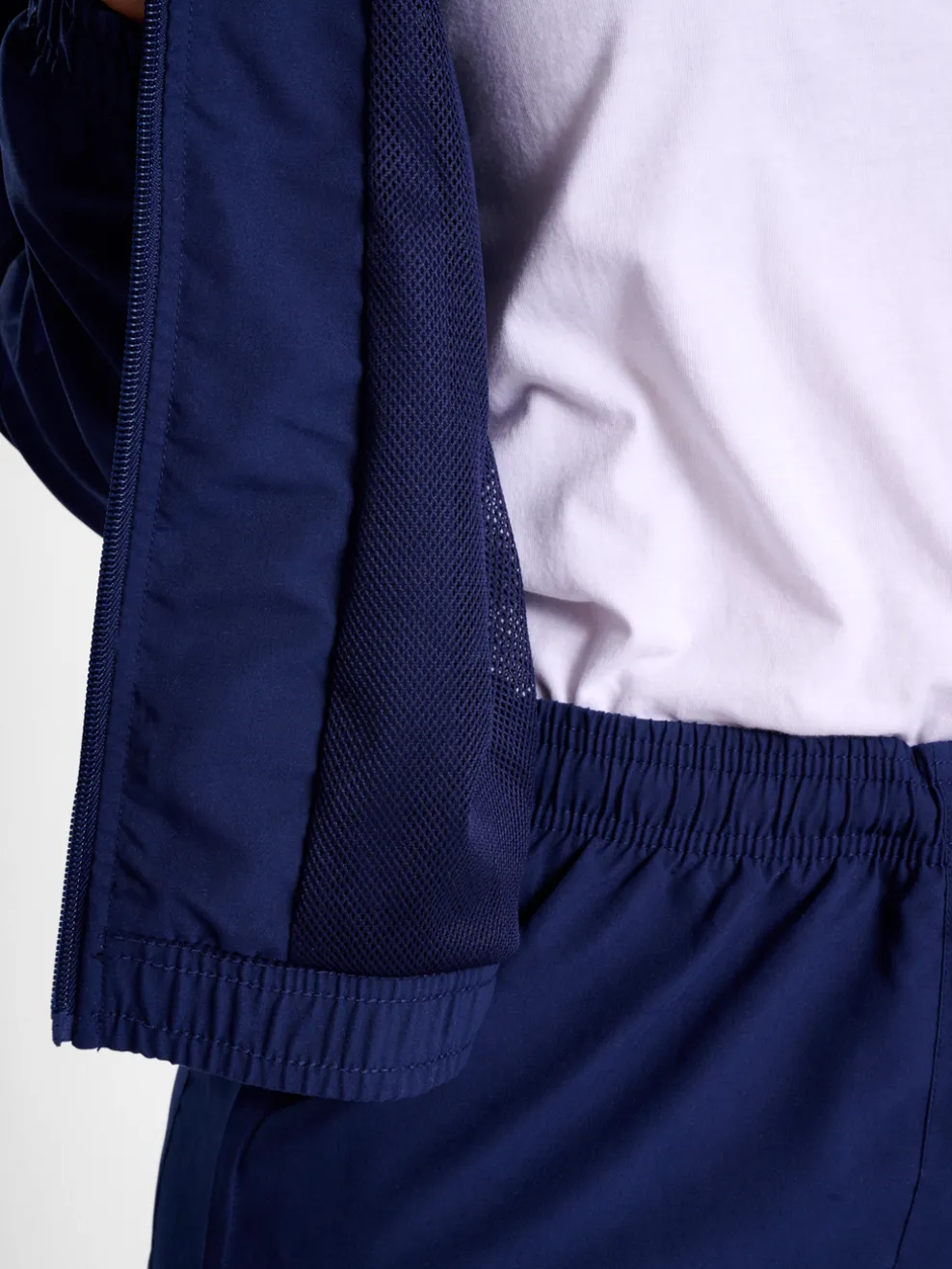 hmlTRAVEL WOVEN JACKET WOMAN