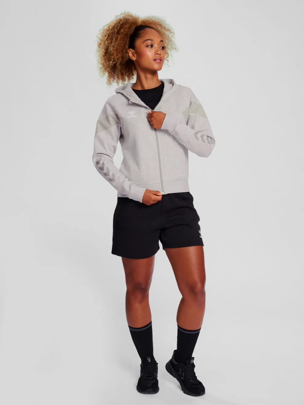 hmlTRAVEL ZIP HOODIE WOMAN