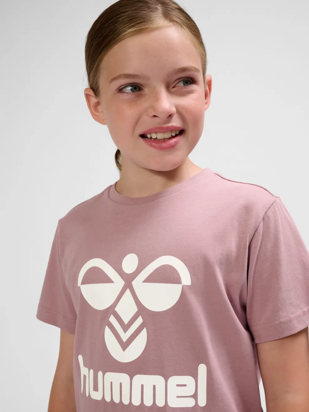 hmlTRES T-SHIRT S/S