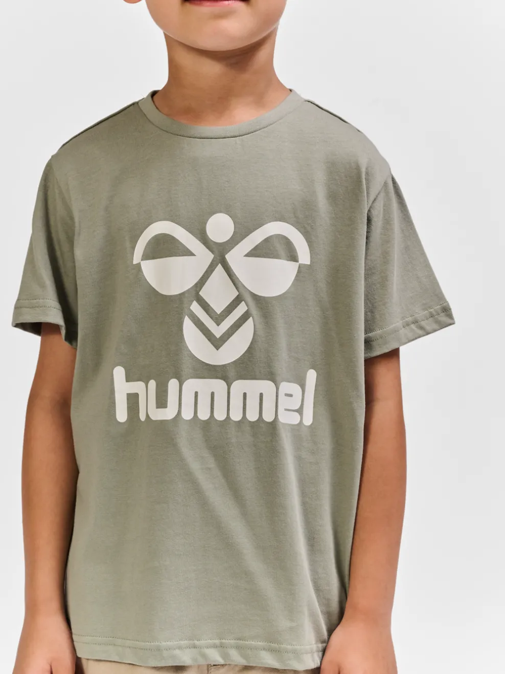 hmlTRES T-SHIRT S/S