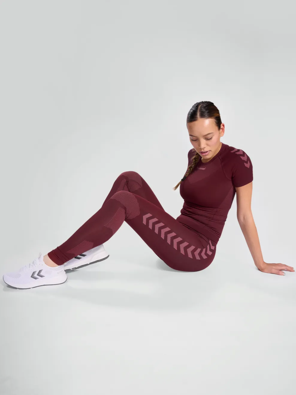 HUMMEL FIRST SEAMLESS JERSEY S/S W