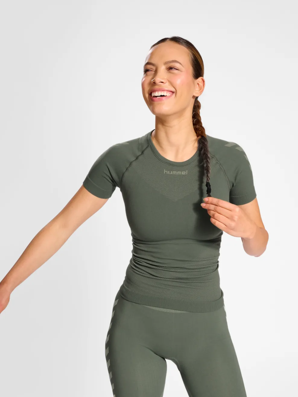 HUMMEL FIRST SEAMLESS JERSEY S/S W
