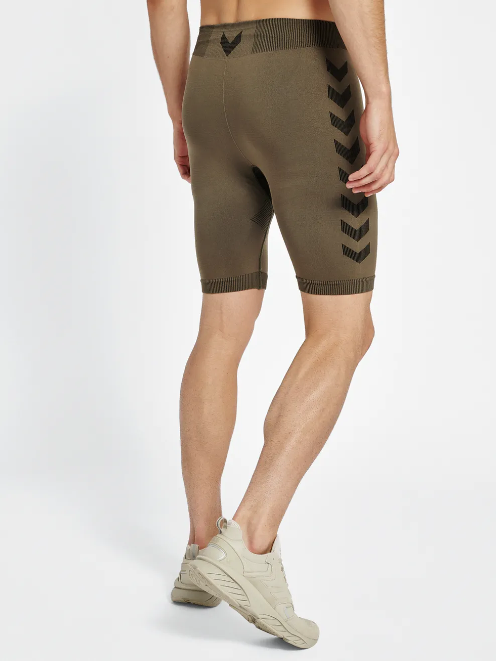 HUMMEL FIRST SEAMLESS TR SHT TIGHTS