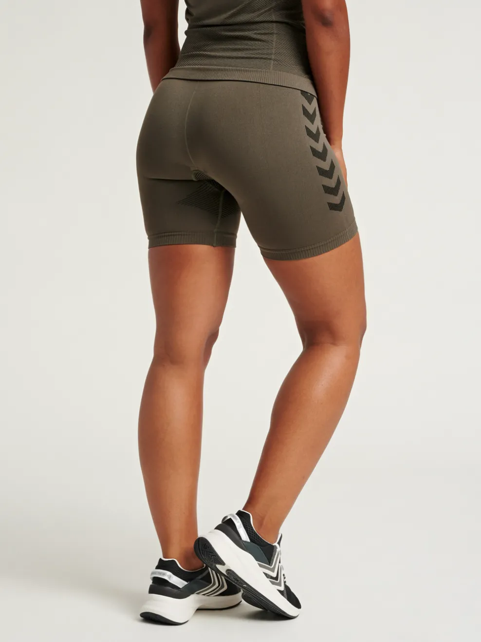 HUMMEL FIRST SEAMLESS TR SHT TIGH W