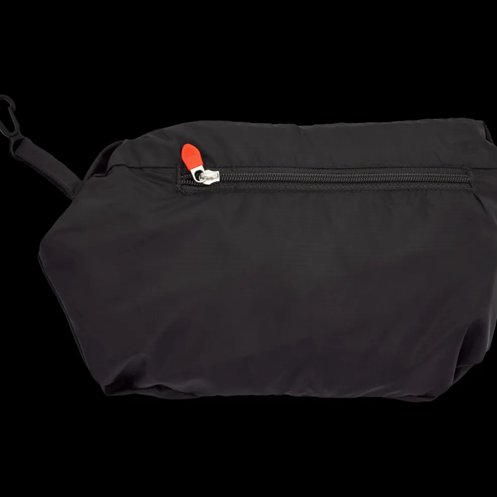 MEN PACKABLE TECH GILET