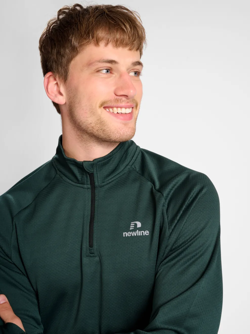nwlBEAT HALF ZIP