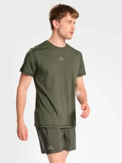 nwlBEAT POLY TEE
