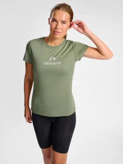 nwlBEAT TEE WOMAN