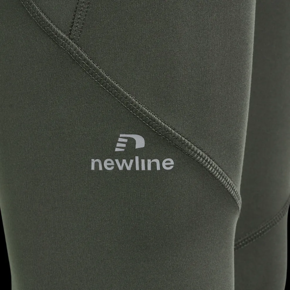 nwlBEAT TIGHTS WOMAN
