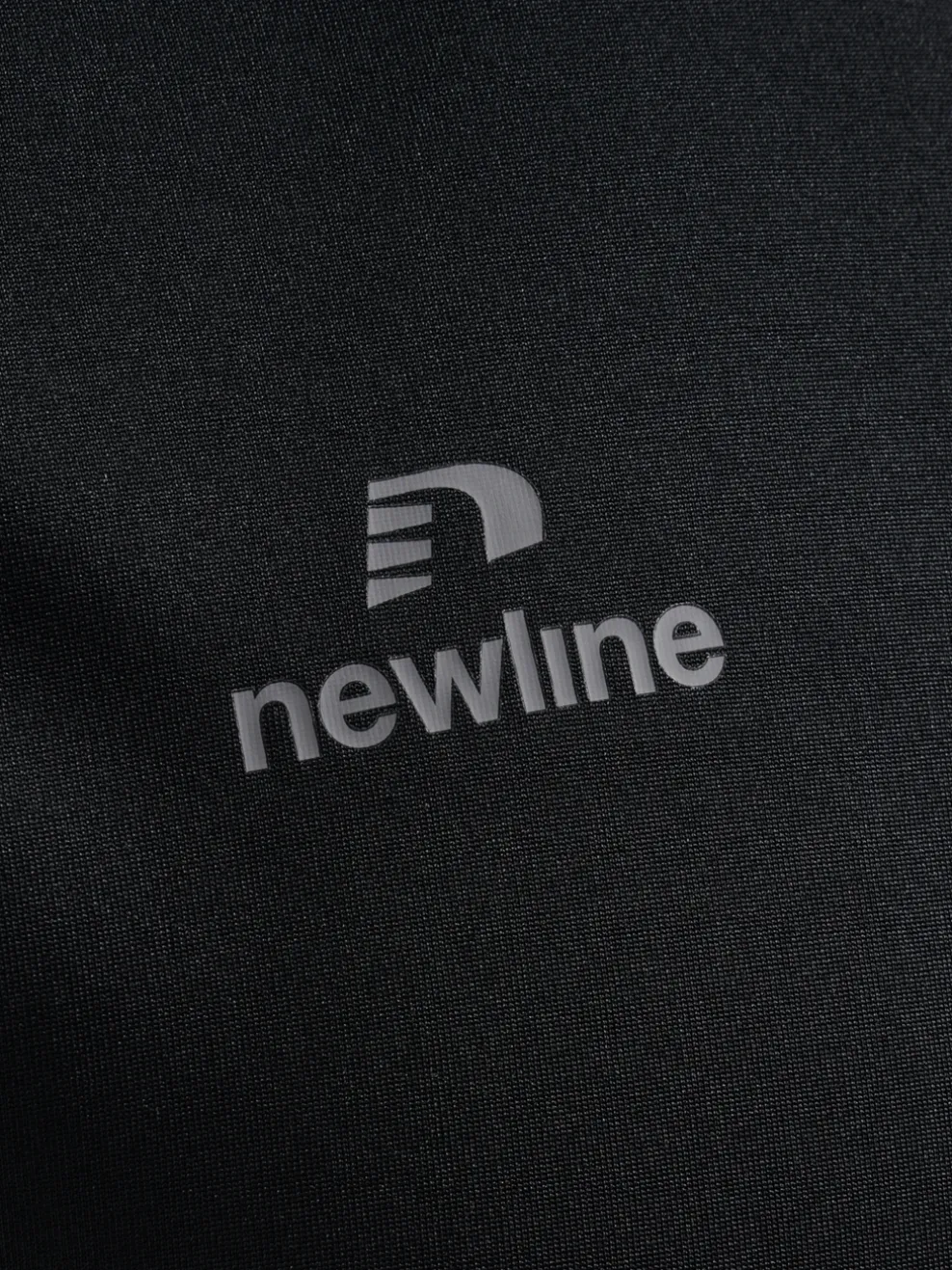 nwlBEAT T-SHIRT