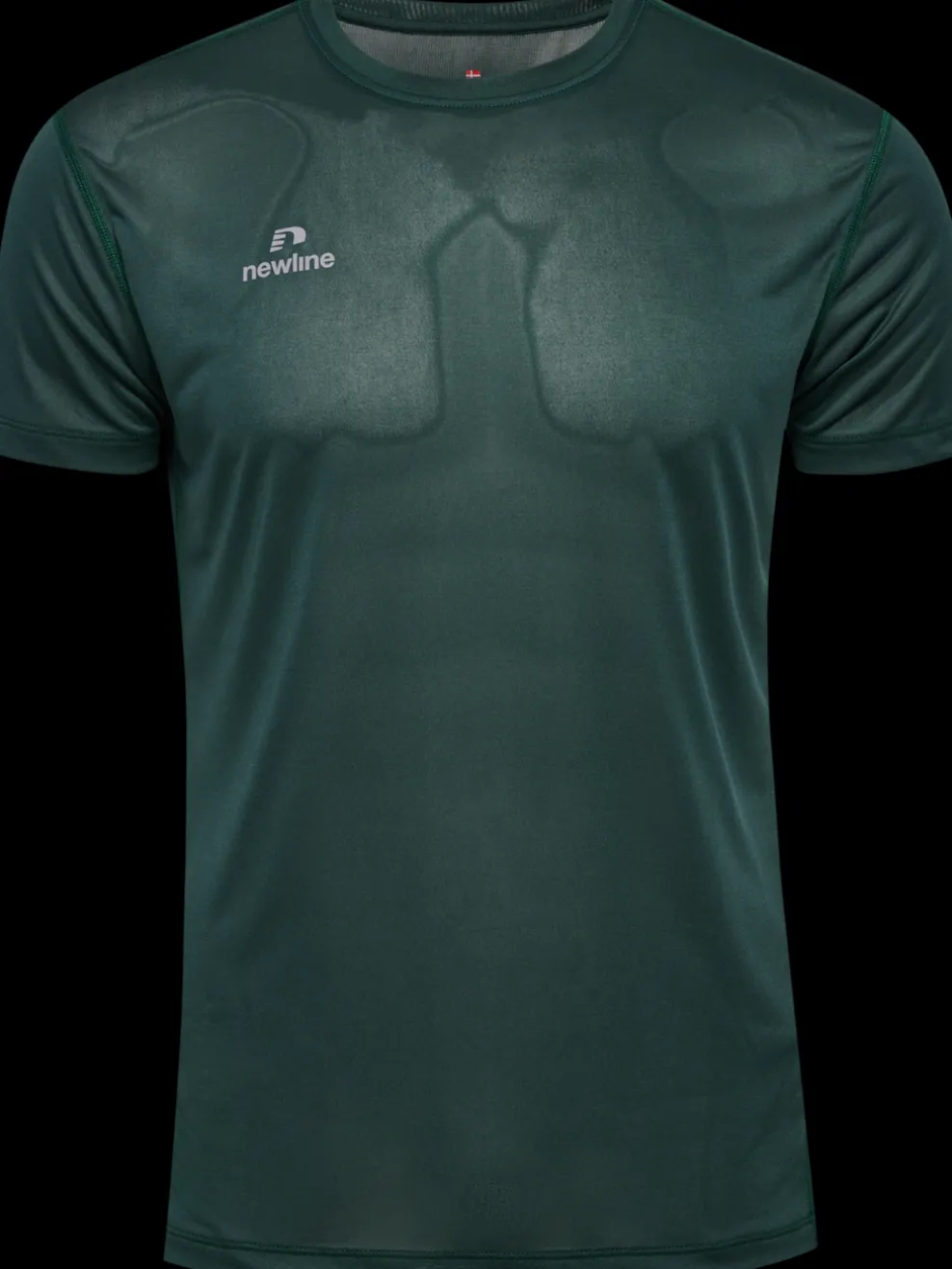 nwlBEAT T-SHIRT